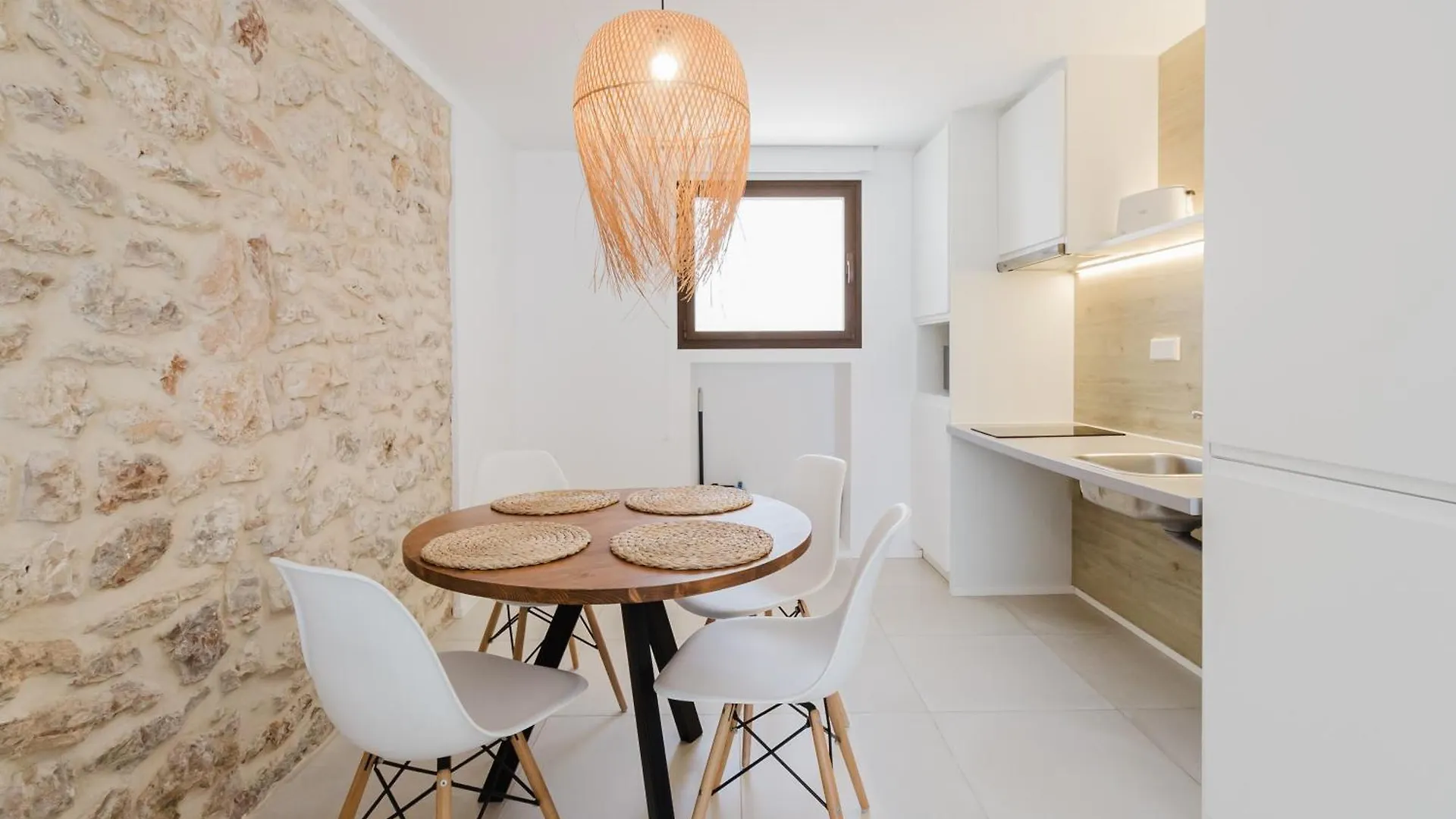 Gaviota - Emar Hotels Adults Only Es Calo